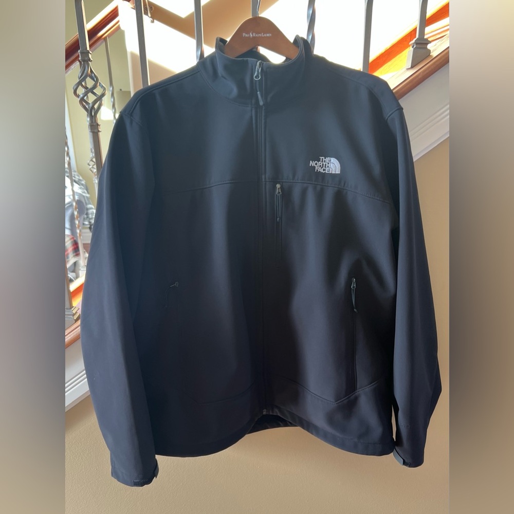 Men’s North Face Jacket